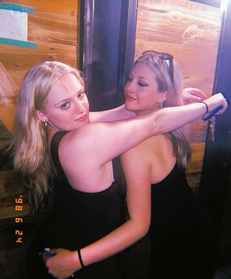 Anabel Kloe Lamarche beautiful star image