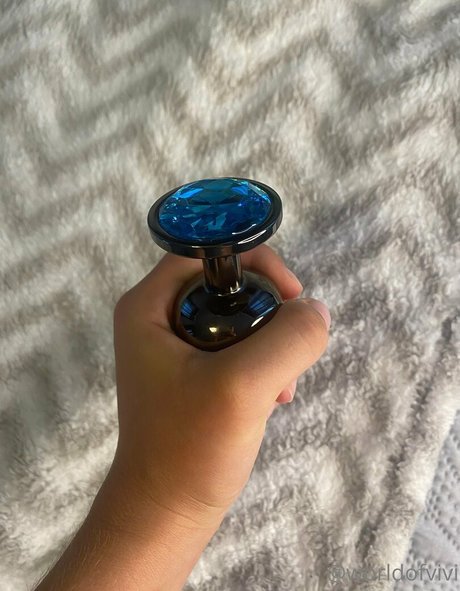 worldofvivi star erotic gallery