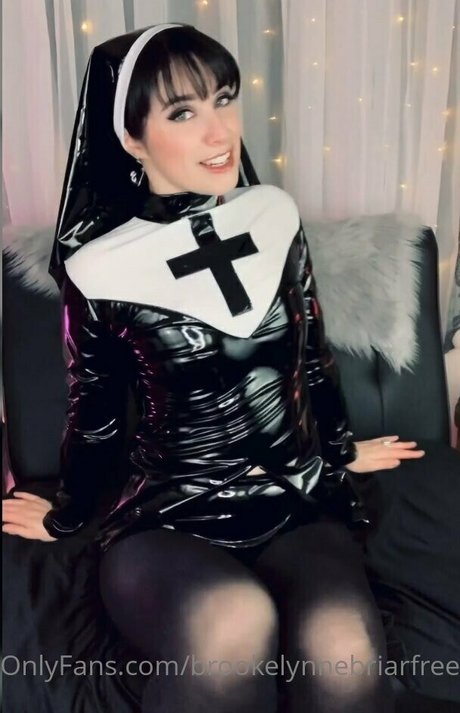 glasses onlyfans beautiful nude picture