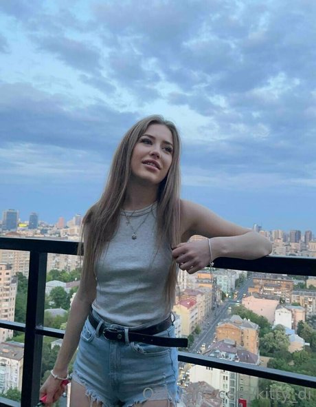 kitty di sex star gallery