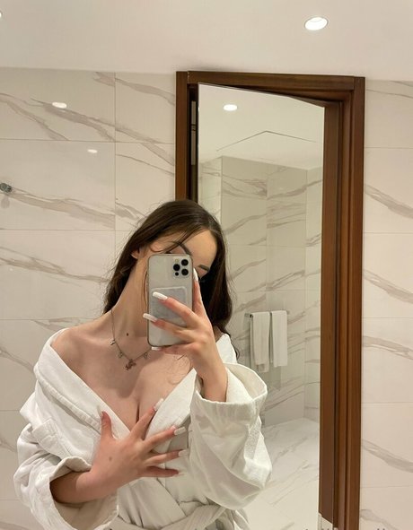 elisa aline xxx pornstar img