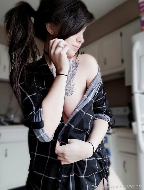 naughty salamander nudes pornstar photos