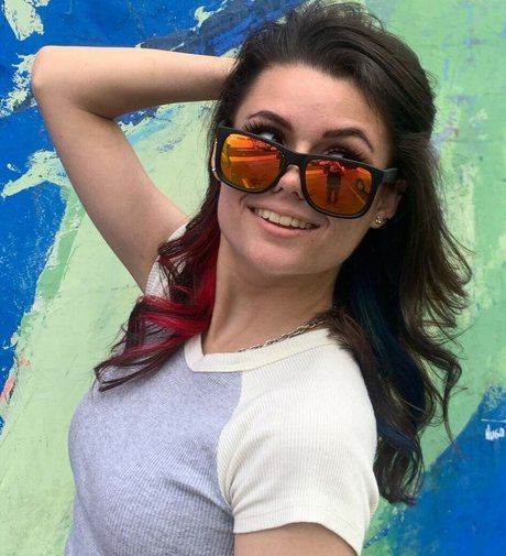 Mally Mouse star high quality photo