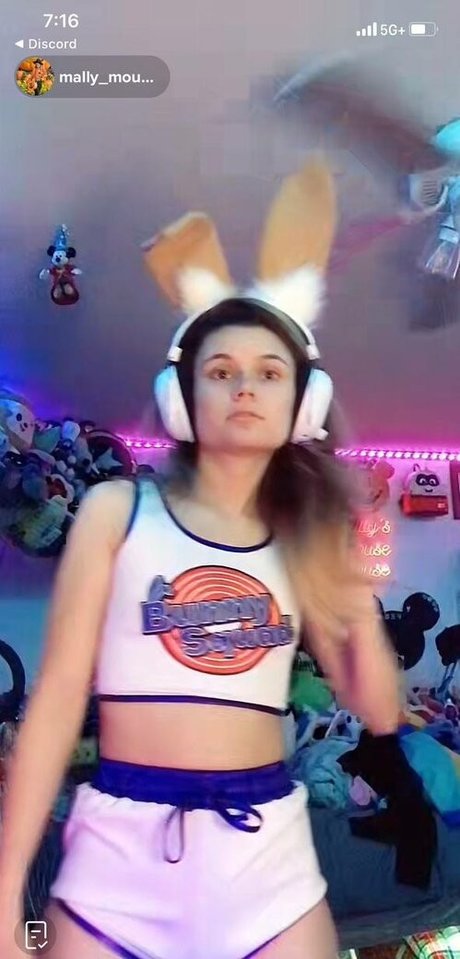 Mally Mouse pornstar nudes images