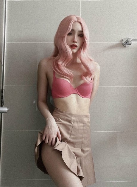 leezipotato model pornographic picture