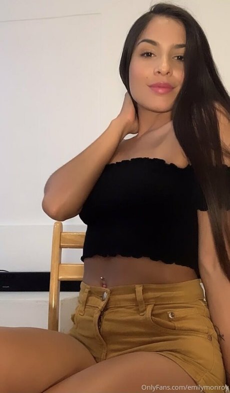 emilymoonroe naked model image