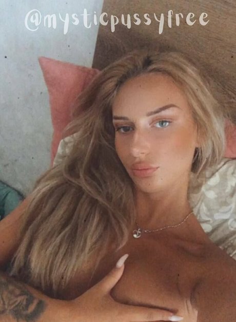 big dildo onlyfans pornographic archive