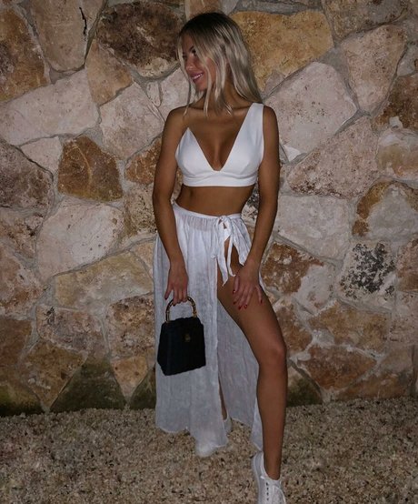 Beatrice Bouchard star sex picture