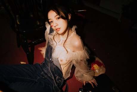 Helenhmy pornstar exclusive pictures