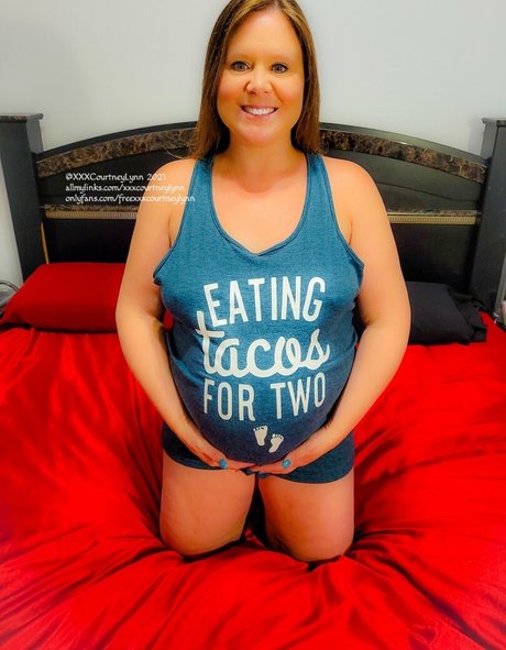 freexxxcourtneylynn model image