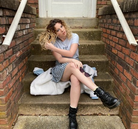 Kendi Ken ASMR adult star archive