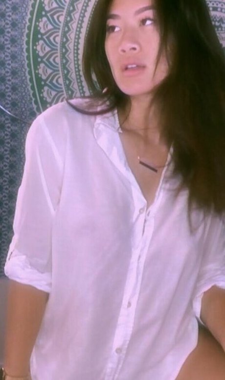 Melissa Ong nude star image