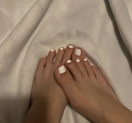 Vedmaris nude model images