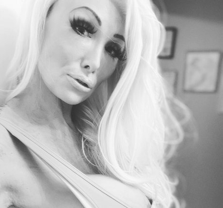 Kacey Diamonds nudes model archive