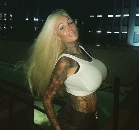 Kacey Diamonds sexy actress img