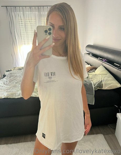 lovelykatexoxo art pornstar picture