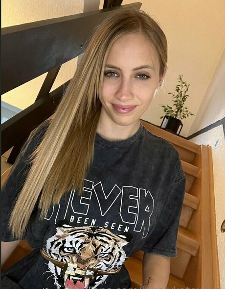 lovelykatexoxo best star image