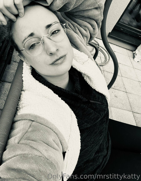 mrstittykatty nice star pictures