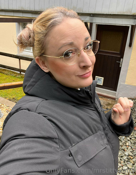 mrstittykatty naked actress img