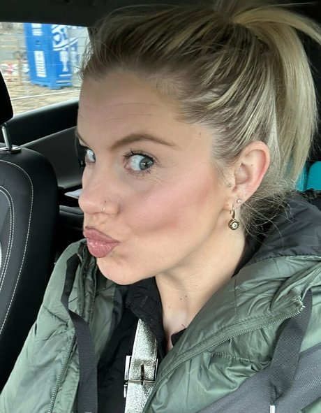 vanessa obsequious sex star gallery