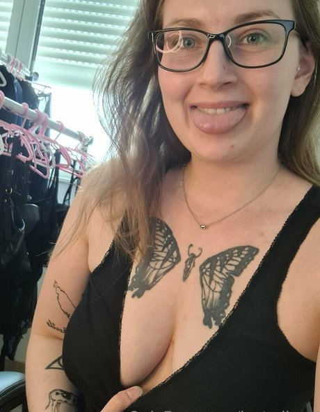 teen asian onlyfans sexy naked pics