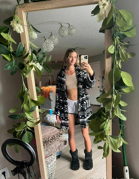 asian ladyboy onlyfans beautiful naked image