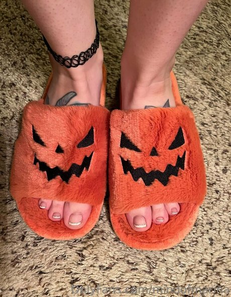 mindofmarina naked pornstar pic