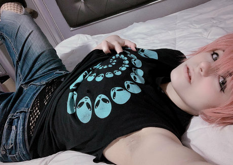 Maxalah nudes star pics