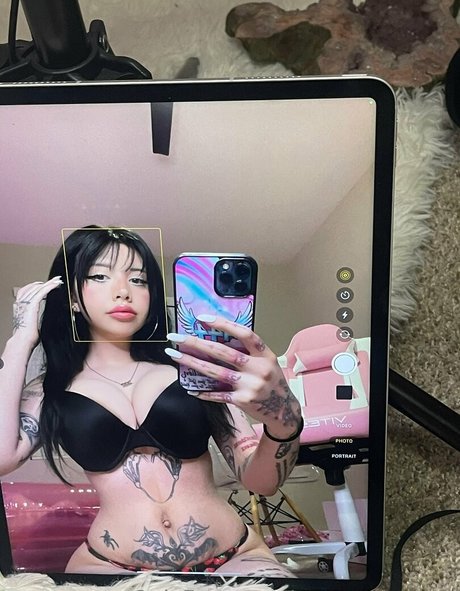 Meepmomentt exclusive star image