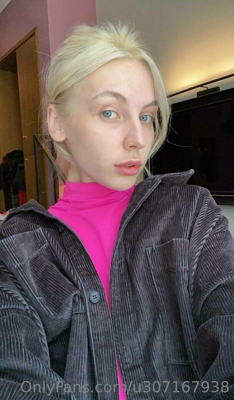 kira kitsune nude star gallery