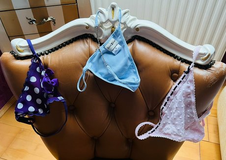 femdomyou exclusive pornstar images