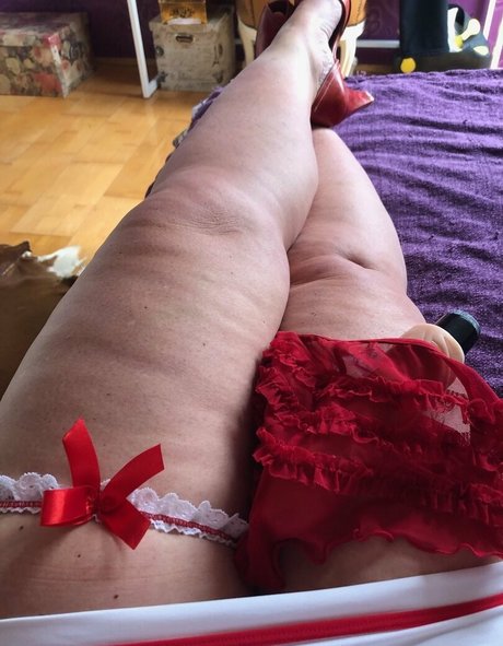 femdomyou high quality actress photos