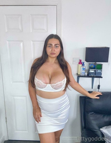 mature mom onlyfans free xxx images