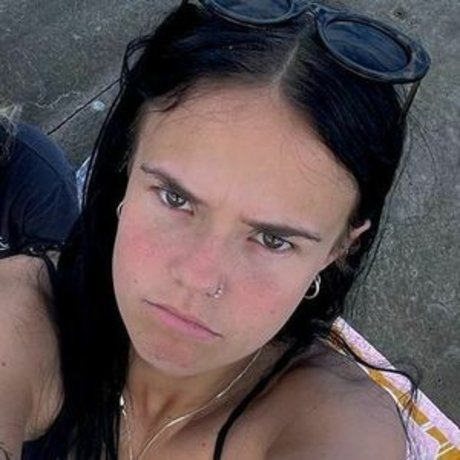 pruelearyy adult model galleries