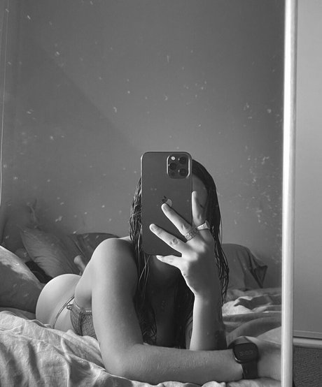 pruelearyy star adult picture