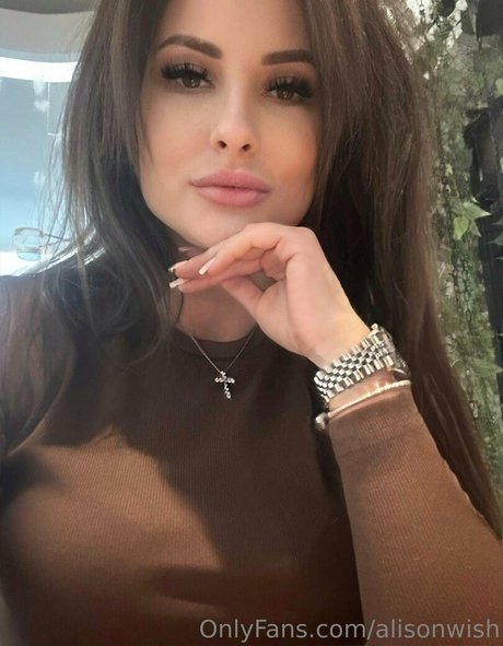 alisonwish nude actress photos