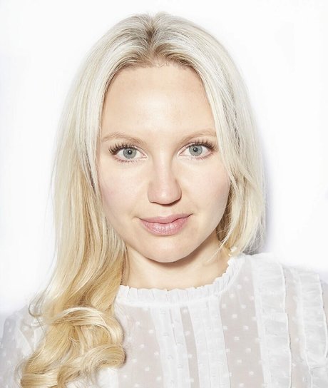 Kim Pearson star pornographic photo