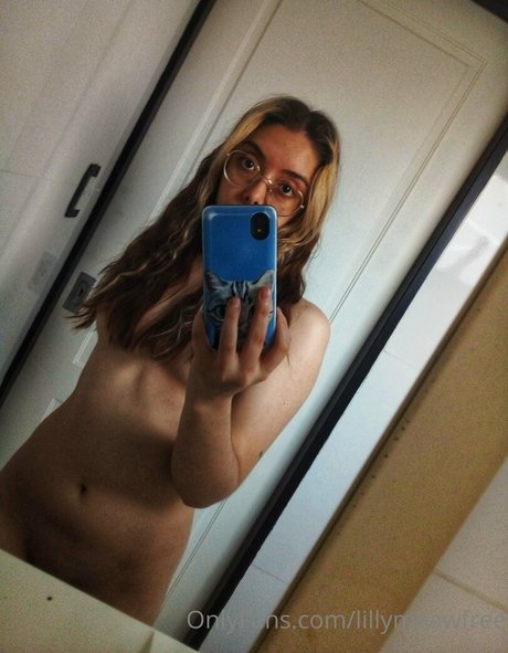 lillymeawfree pornstar nude pics