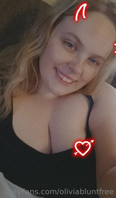 oliviabluntfree model exclusive images