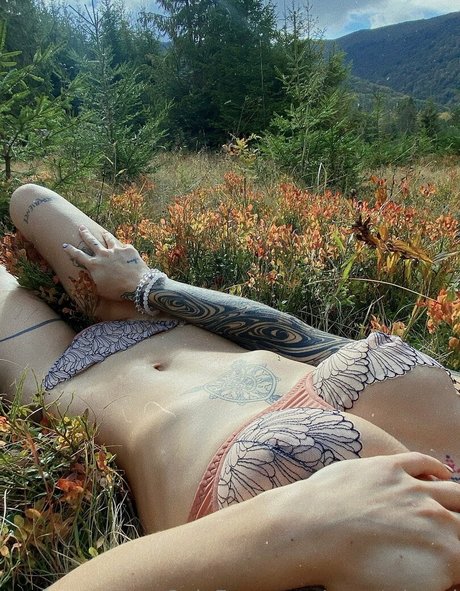 deli eva high quality star galleries