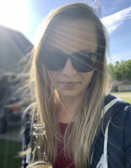 littlewaistinyourface sex star galleries