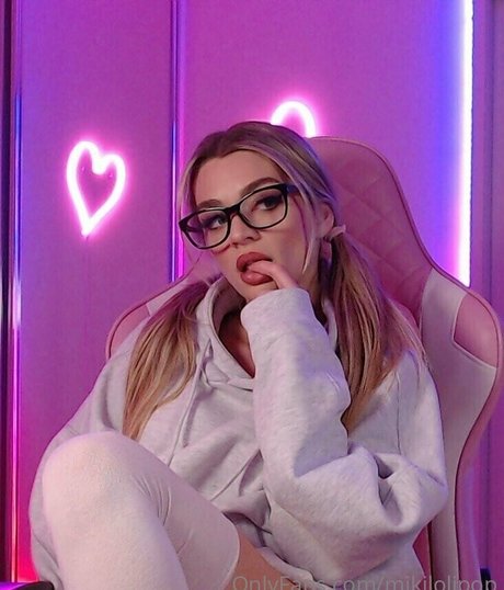 shemale handjob onlyfans sexy xxx img