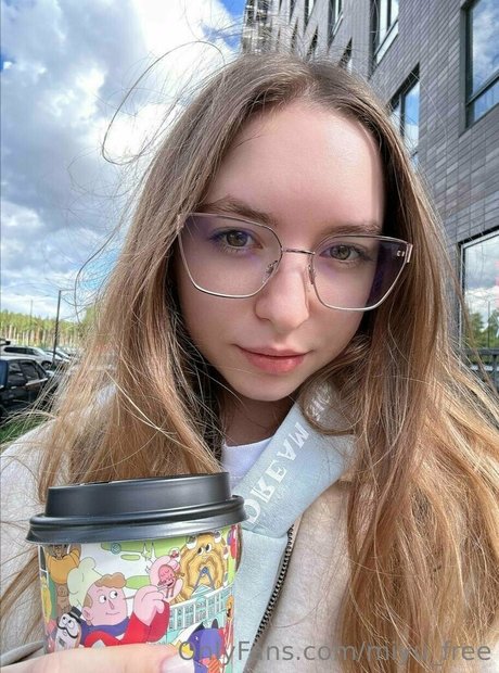 miyu free art actress picture