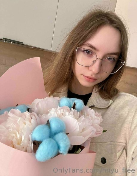 miyu free pornographic model pictures