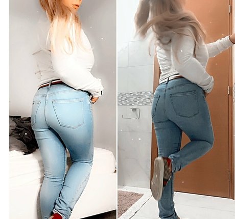 hairy teen pussy onlyfans naked picture