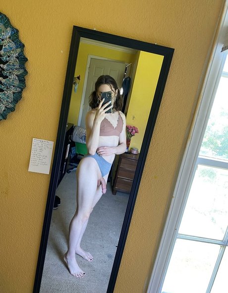 Taylor Hamilton sexy model picture