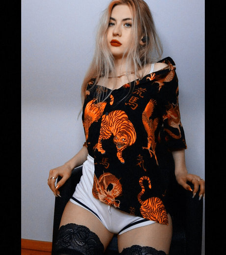 ASMR Onuri xxx pornstar photo