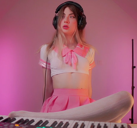 ASMR Onuri star exclusive galleries