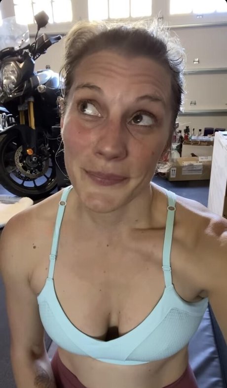 Katee Sackhoff pornstar sexy gallery