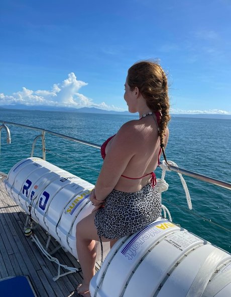 yourlesbianfantasyy hot star img